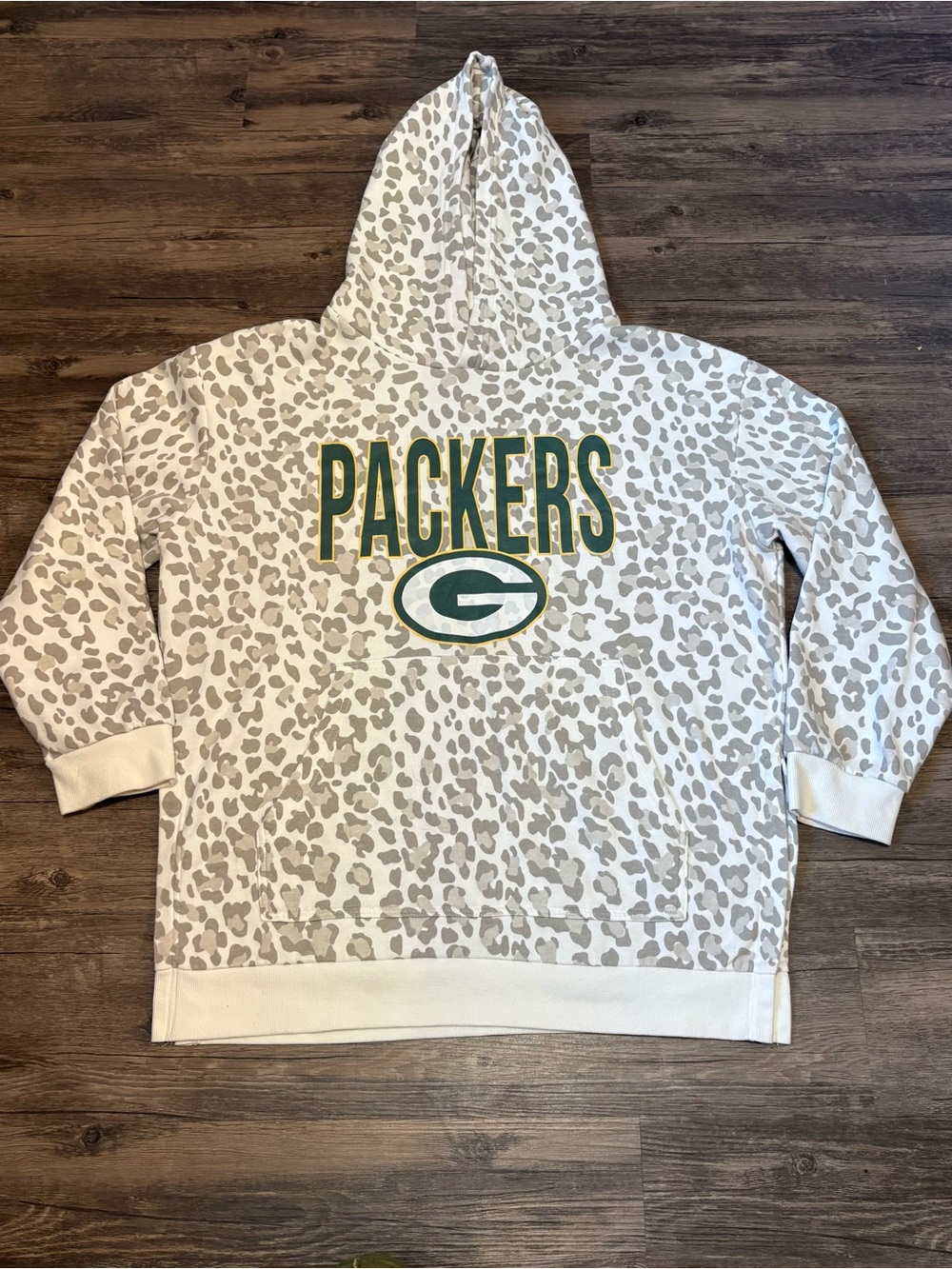 Green Bay Packers Women's Leopard-Print Pullover Hoodie